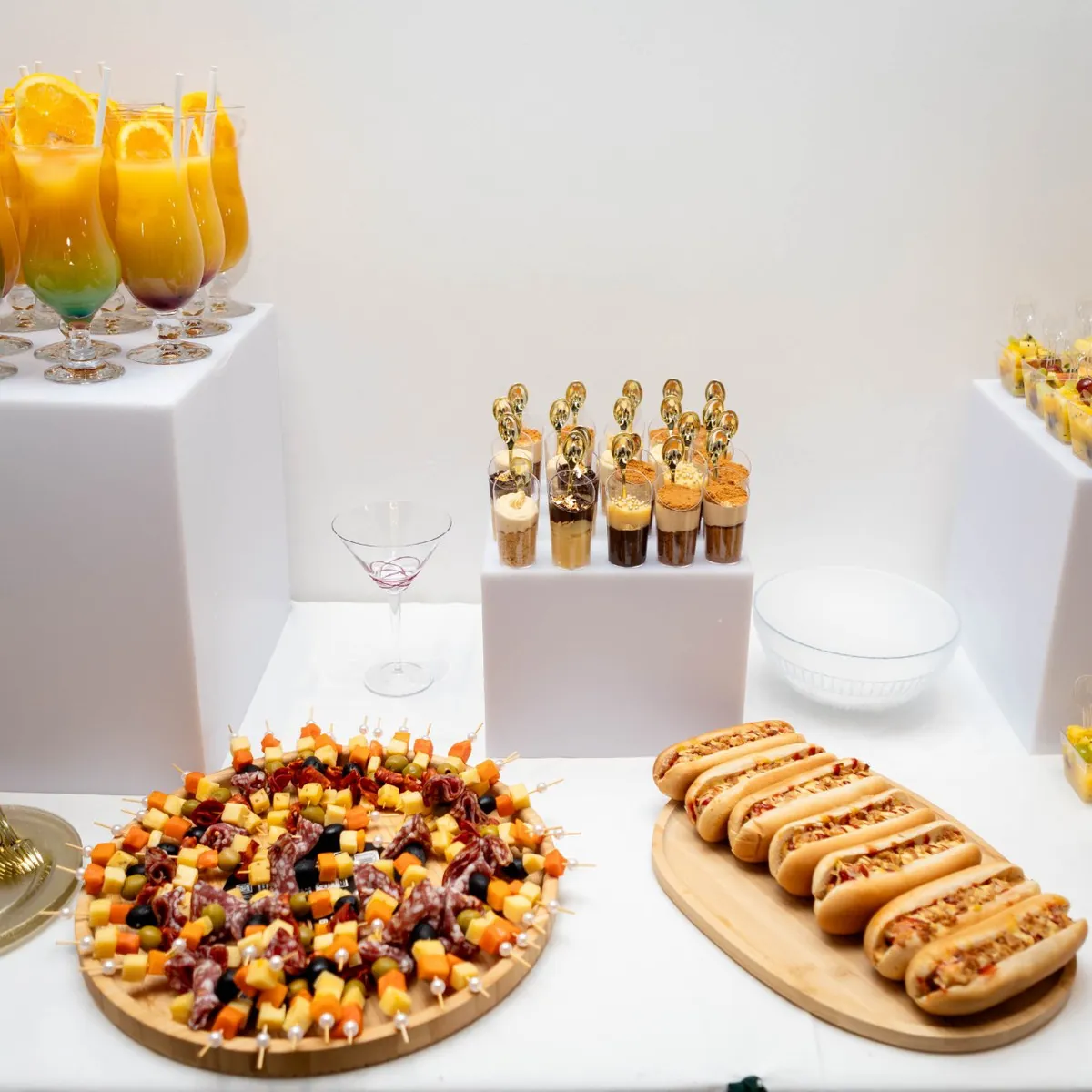 Brochettes charcuterie & hot-dogs — Prestige Unions traiteur Lyon