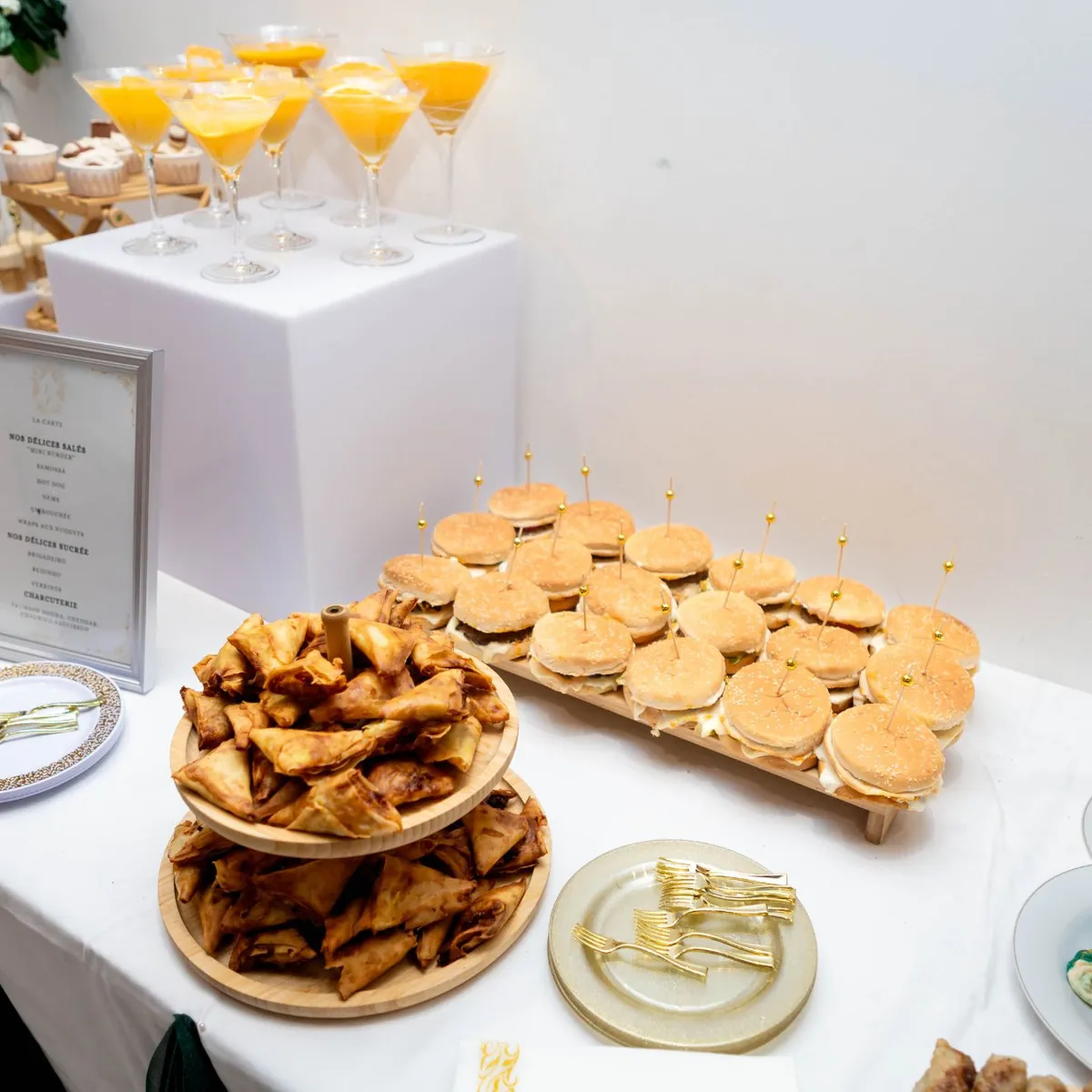 Cocktails - Burgers - Samoussas — Prestige Unions traiteur Lyon